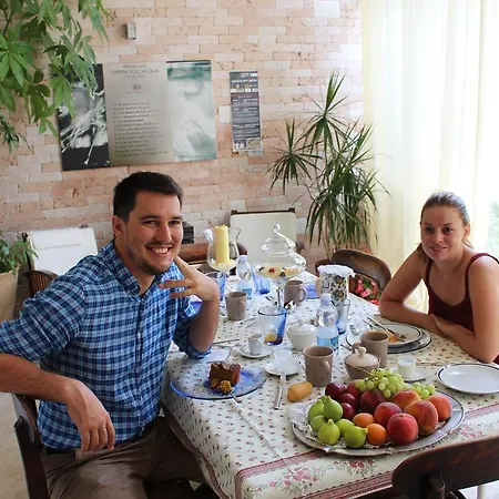 Il Cerchio D Acqua אוריה